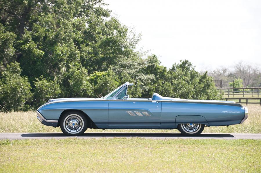  Ford Thunderbird Convertible 1963 года  (фото 22 из 28)